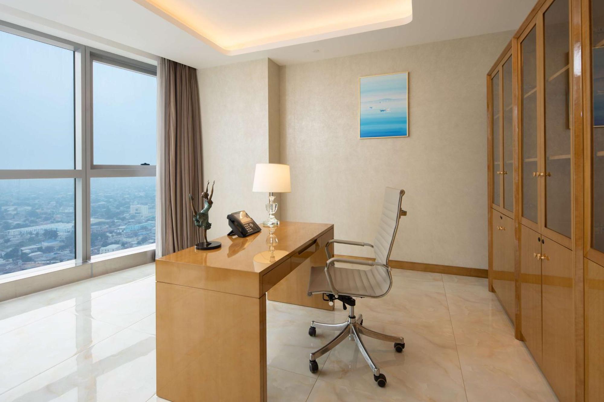Hilton Brazzaville Les Tours Jumelles Hotel & Residences Exterior photo